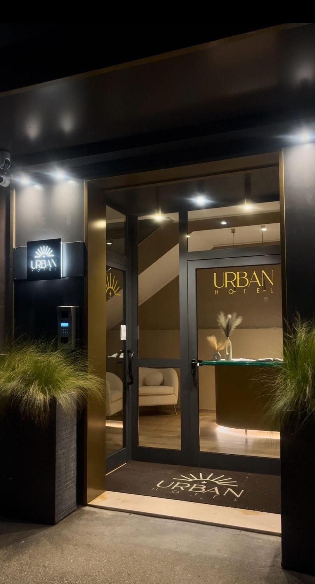 Urban Hotel 佩斯卡拉 外观 照片
