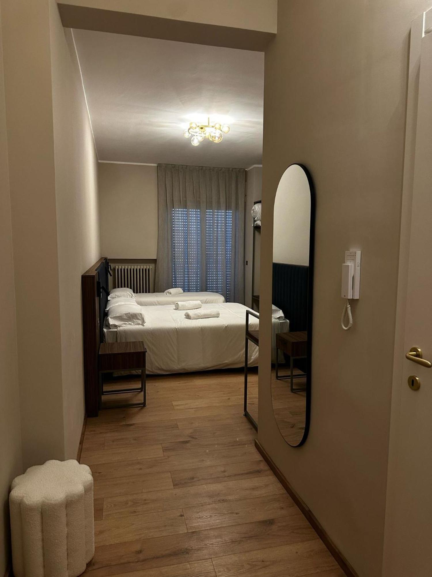 Urban Hotel 佩斯卡拉 外观 照片