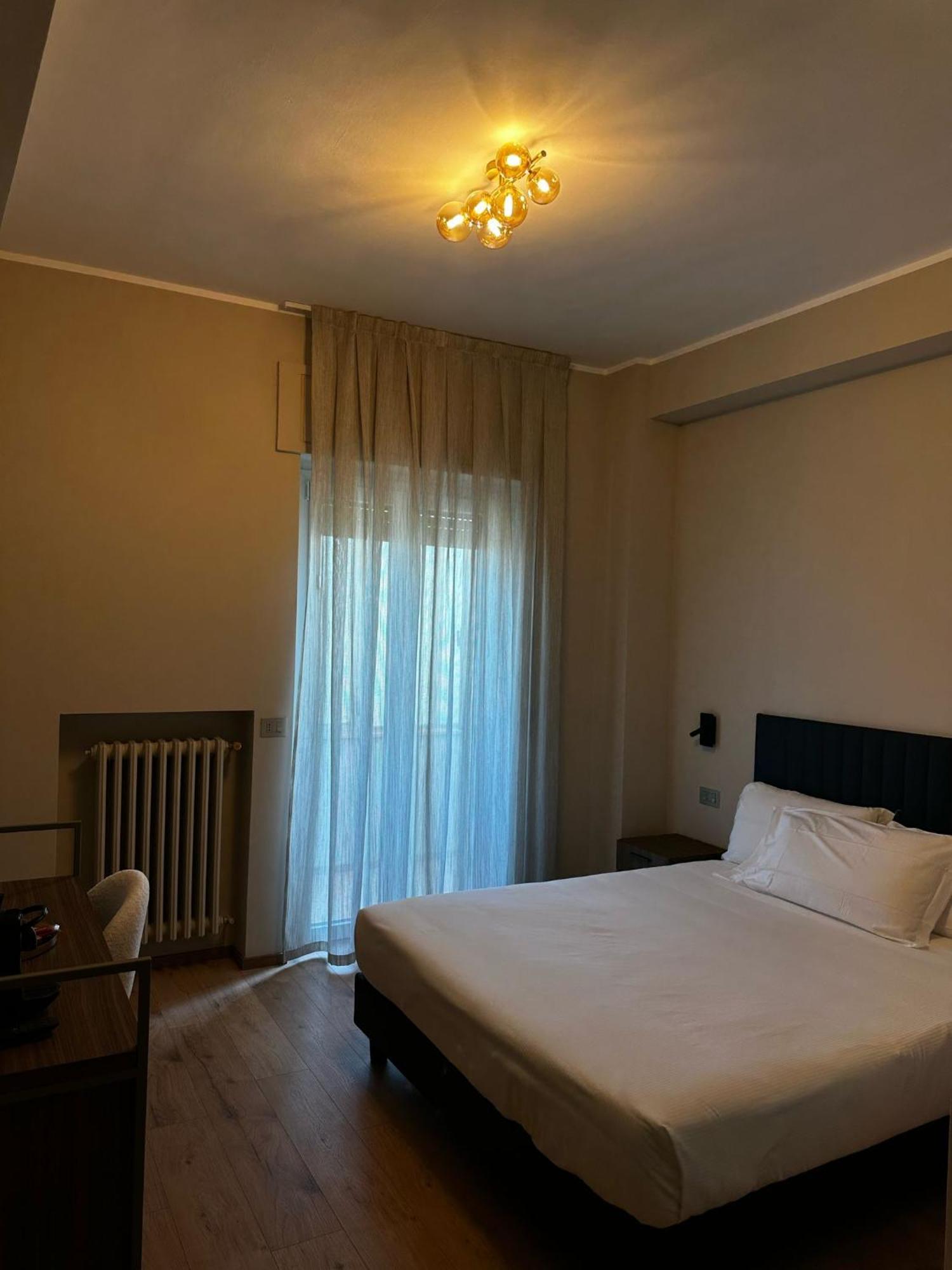Urban Hotel 佩斯卡拉 外观 照片